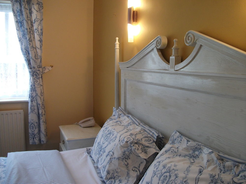 Oyo Osterley Park Hotell Isleworth Exteriör bild