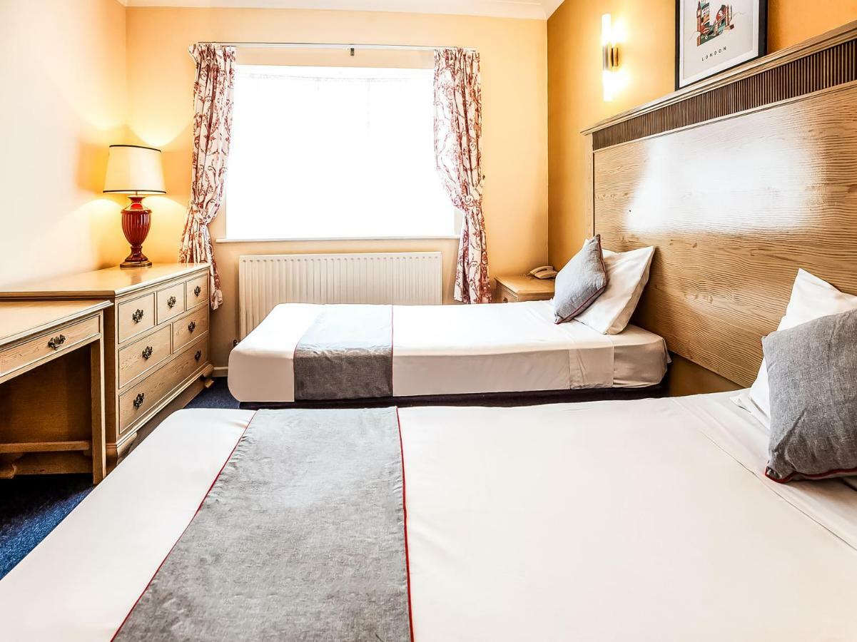 Oyo Osterley Park Hotell Isleworth Exteriör bild